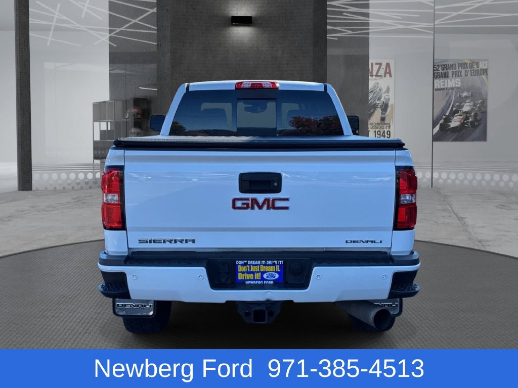 Used 2017 GMC Sierra 2500 Denali AWD/4WD image 6
