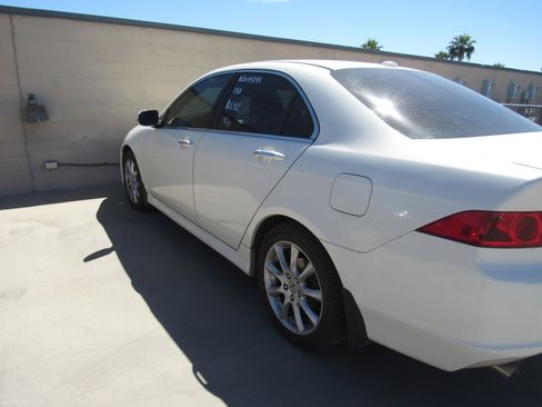 Used 2008 Acura TSX w/ Navigation image 4