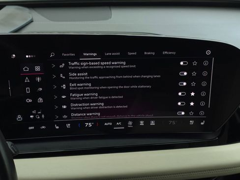 Used 2025 Audi Q6 e-tron Premium Plus image 43