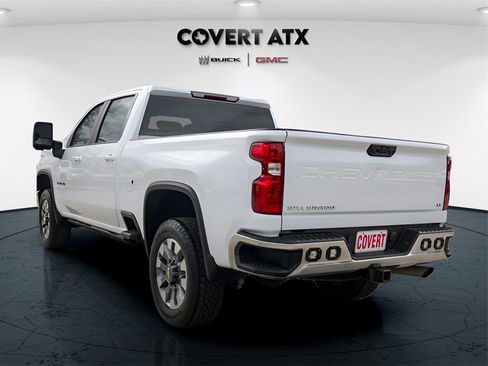 Used 2022 Chevrolet Silverado 2500 LT w/ Convenience Package image 6