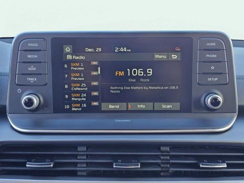 Used 2021 Kia Telluride S image 29