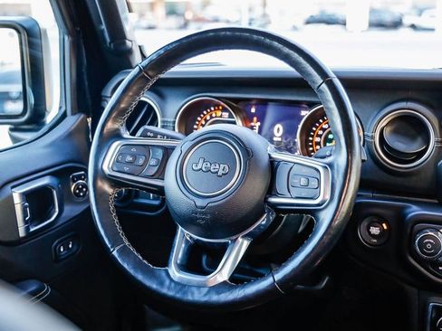 Certified 2023 Jeep Gladiator Overland w/ Popular Equipment Package image 16