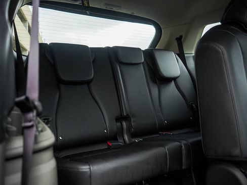 New 2026 Kia Carnival LXS image 13