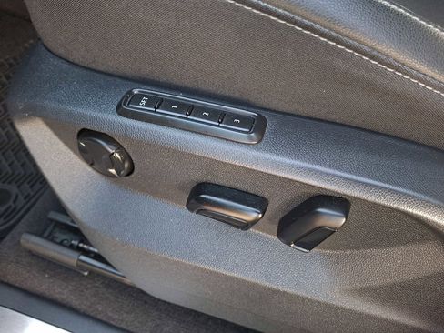 Used 2018 Volkswagen Atlas SEL image 12