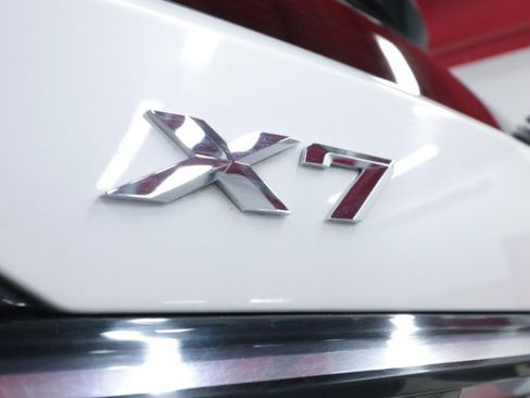 Used 2023 BMW X7 xDrive40i w/ Premium Package image 40