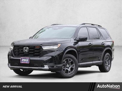 Used 2025 Honda Pilot TrailSport