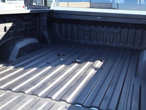 Used 2022 GMC Sierra 3500 Denali AWD/4WD image 42
