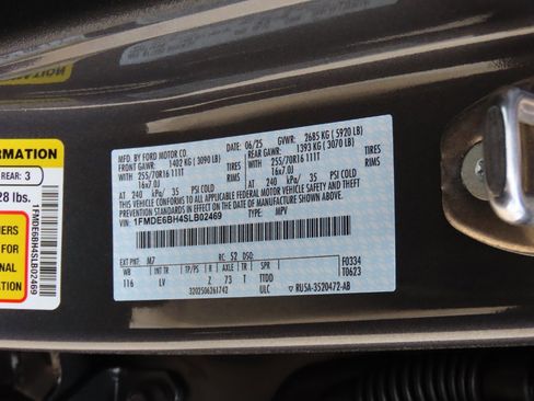 New 2025 Ford Bronco 4-Door image 32