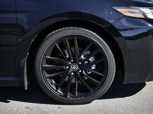 Used 2024 Toyota Camry XSE image 9