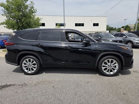 Used 2020 Toyota Highlander Limited FWD image 9
