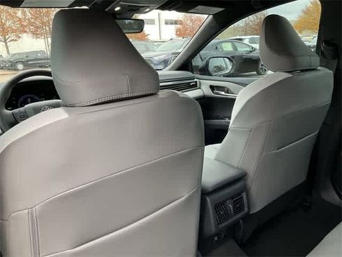 Certified 2025 Toyota Camry SE image 15