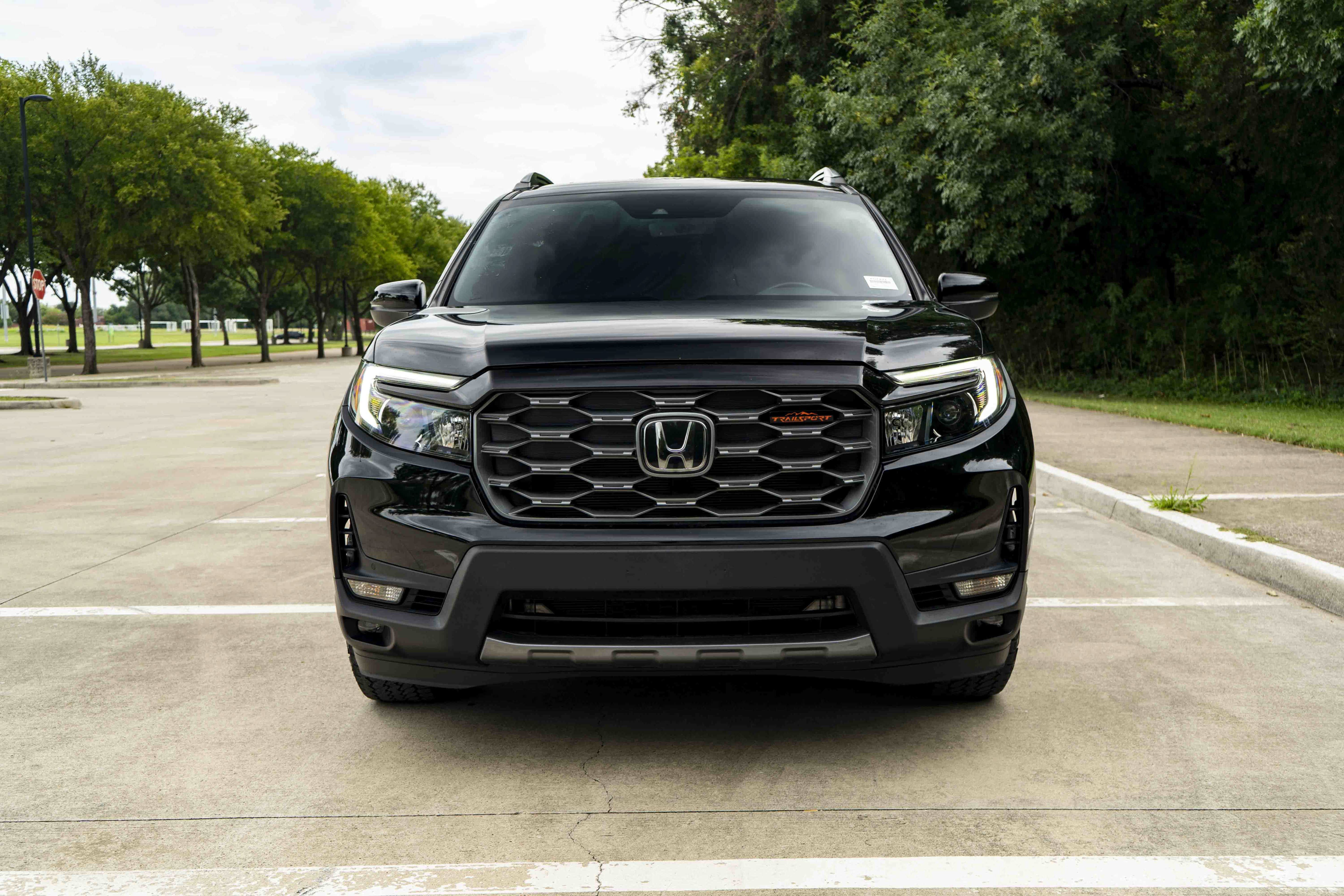 Used 2024 Honda Passport TrailSport image 3