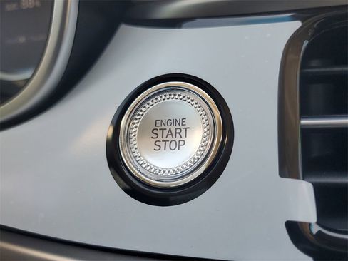 New 2026 Genesis G70 2.5T Prestige image 26