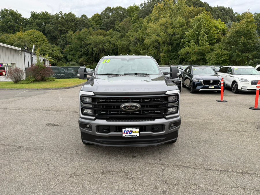 Used 2024 Ford F350 Lariat w/ Black Appearance Package AWD/4WD image 12