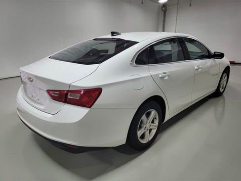 Used 2020 Chevrolet Malibu LS image 17