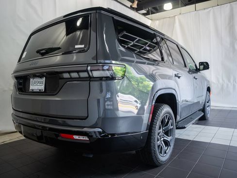 New 2026 Jeep Grand Wagoneer 4WD image 4