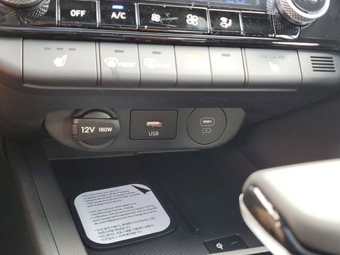 New 2026 Hyundai Elantra Limited FWD image 29