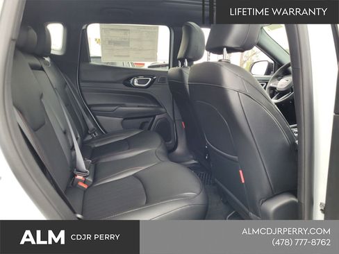 New 2026 Jeep Compass Trailhawk w/ Sun, Sound & Navigation Group AWD/4WD image 13