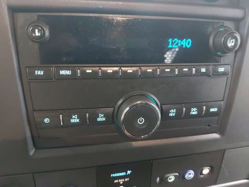 Used 2024 GMC Savana 2500 w/ Driver Convenience Package image 20