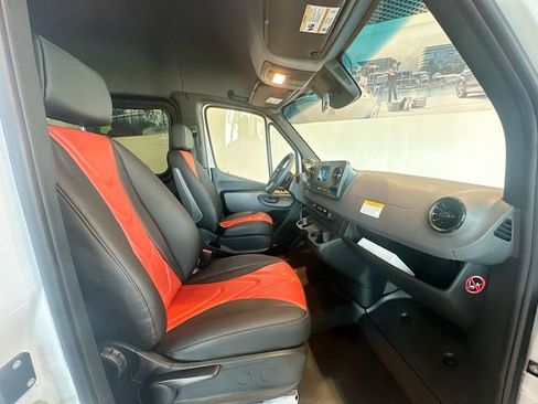 New 2024 Mercedes-Benz Sprinter 3500 image 26