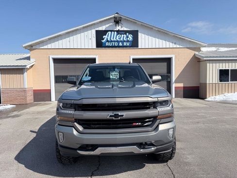 Used 2017 Chevrolet Silverado 1500 LT image 3
