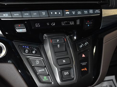 Used 2026 Honda Odyssey Elite image 13