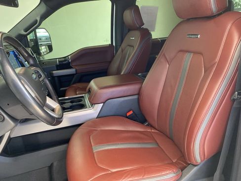 Used 2022 Ford F350 Platinum w/ Tremor Off-Road Package image 20