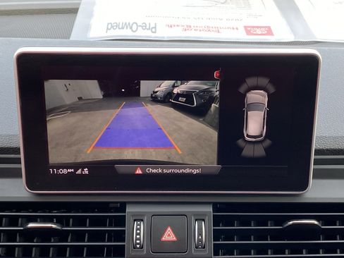 Used 2020 Audi Q5 e Premium w/ Convenience Package image 23