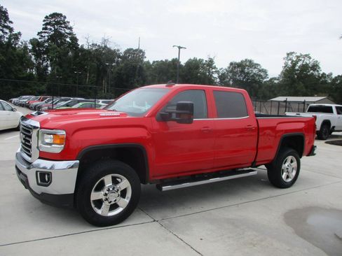 Used 2019 GMC Sierra 2500 SLE w/ SLE Preferred Package RWD image 8