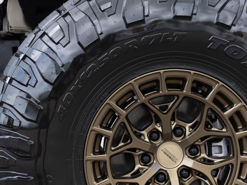 New 2025 Ford Bronco Raptor AWD/4WD image 54