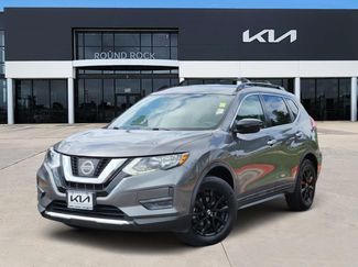 Used 2017 Nissan Rogue SV w/ Midnight Edition FWD video 1