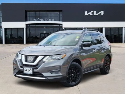 Used 2017 Nissan Rogue SV w/ Midnight Edition
