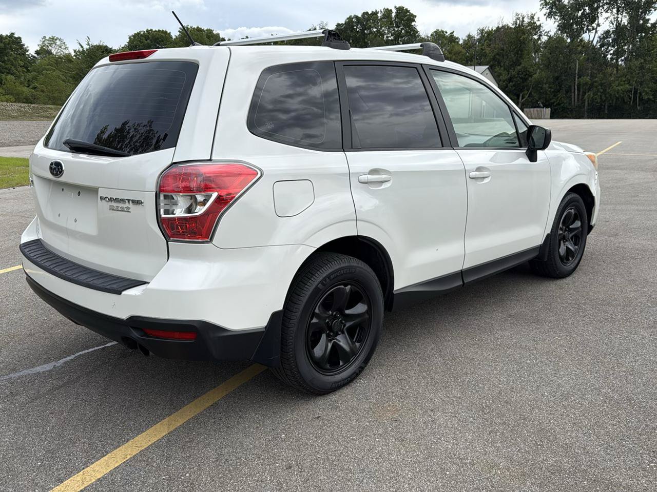 Used 2014 Subaru Forester 2.5i w/ Popular Package #1 AWD/4WD image 3