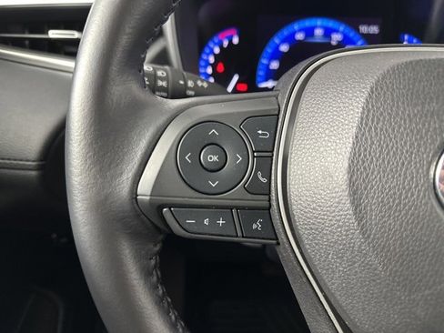 Certified 2022 Toyota Corolla Cross XLE image 15