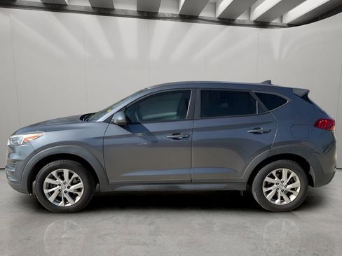 Used 2019 Hyundai Tucson SE image 2