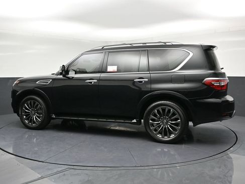 Used 2024 Nissan Armada Platinum w/ Captain's Chairs Package image 29