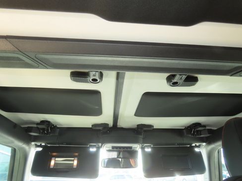 Used 2024 Ford Bronco Raptor AWD/4WD image 22
