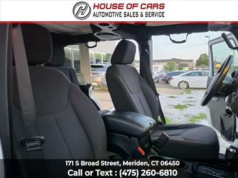Used 2014 Jeep Wrangler Unlimited Sport w/ Quick Order Package 24S AWD/4WD image 40