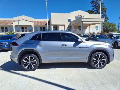 New 2026 Volkswagen Atlas Cross Sport SEL Premium R-Line AWD/4WD image 4
