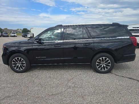 Used 2025 Ford Expedition Max Platinum AWD/4WD image 8