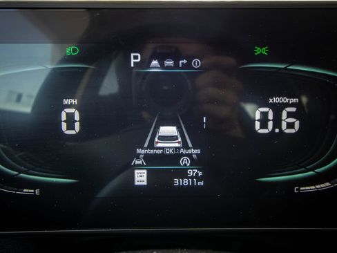 Used 2024 Kia Sportage EX FWD image 36
