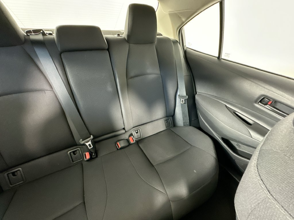Used 2025 Toyota Corolla LE FWD image 14