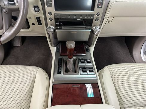Used 2012 Lexus GX 460 Premium AWD/4WD image 23