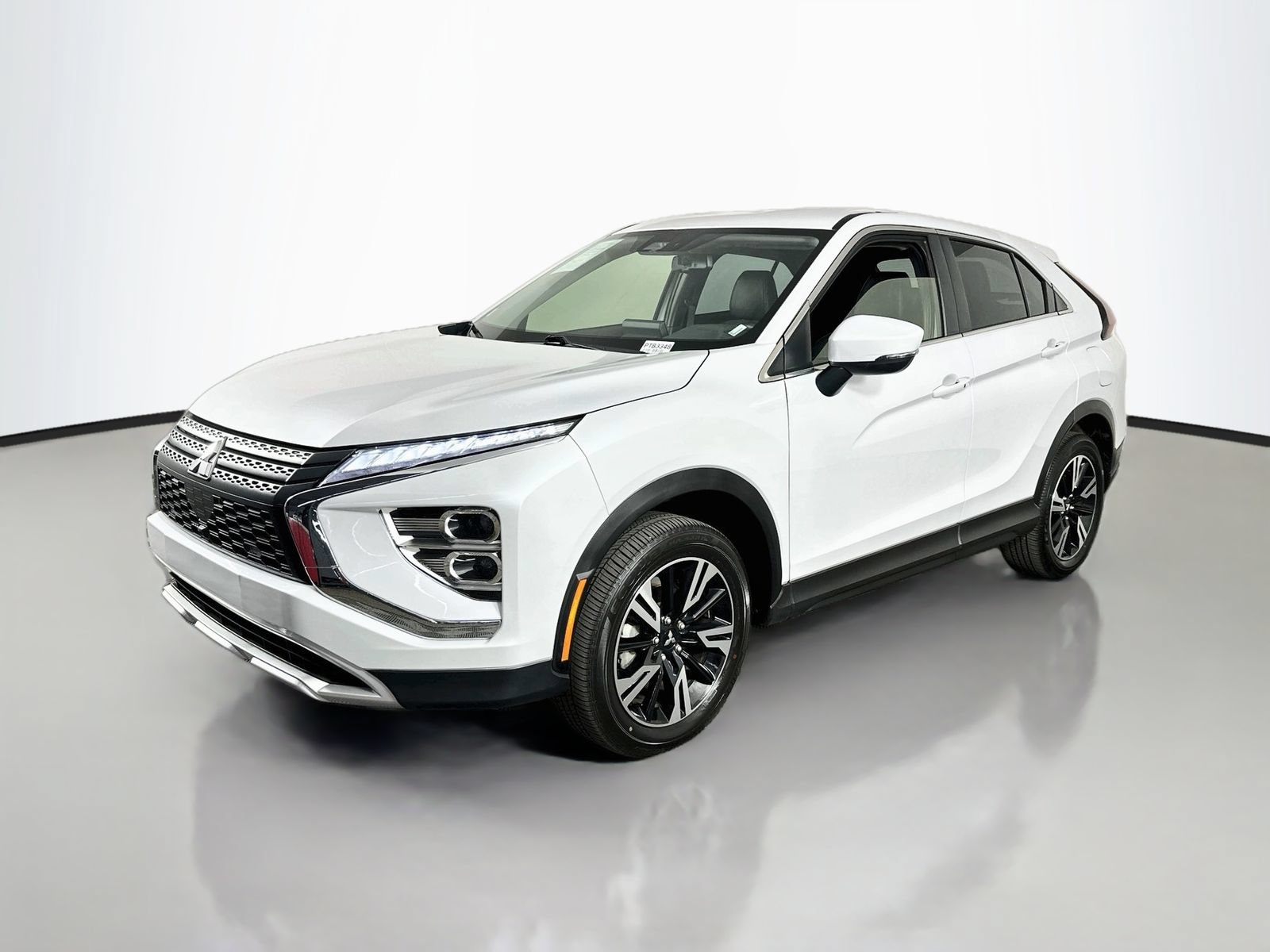 Used 2025 Mitsubishi Eclipse Cross SE AWD/4WD image 3