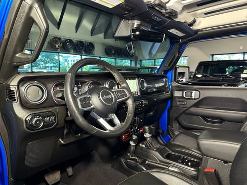 Used 2022 Jeep Wrangler Unlimited Rubicon image 18