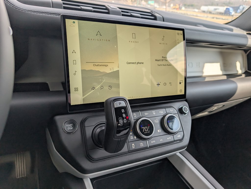 New 2026 Land Rover Defender 110 X-Dynamic SE AWD/4WD image 11