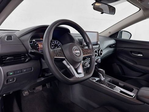 Used 2024 Nissan Sentra SV image 12
