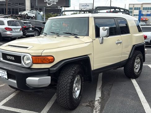 Used 2008 Toyota FJ Cruiser 4WD image 7