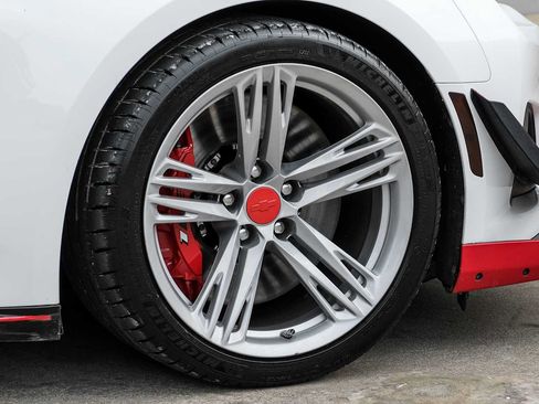 Used 2018 Chevrolet Camaro ZL1 RWD image 57
