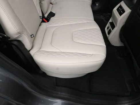 Certified 2024 Ford Edge Titanium AWD/4WD image 26